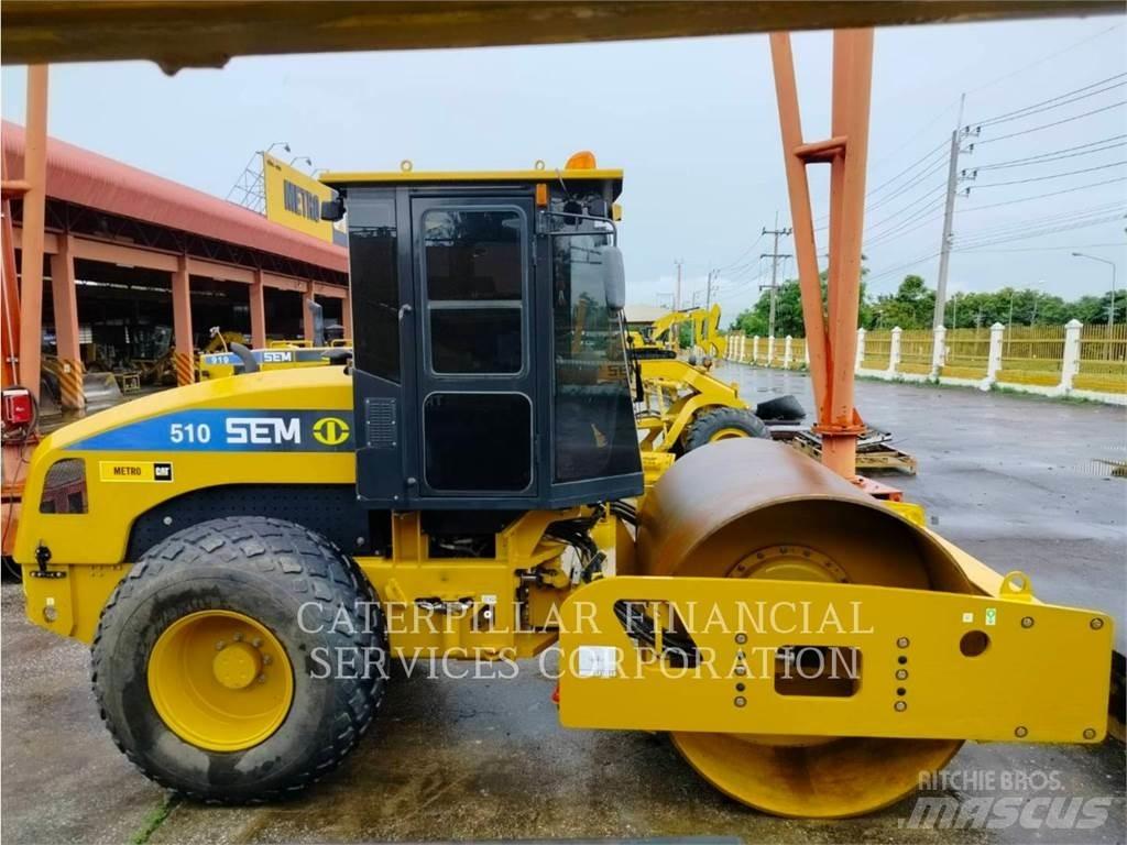 CAT SEM510 Еднобарабанни ролки
