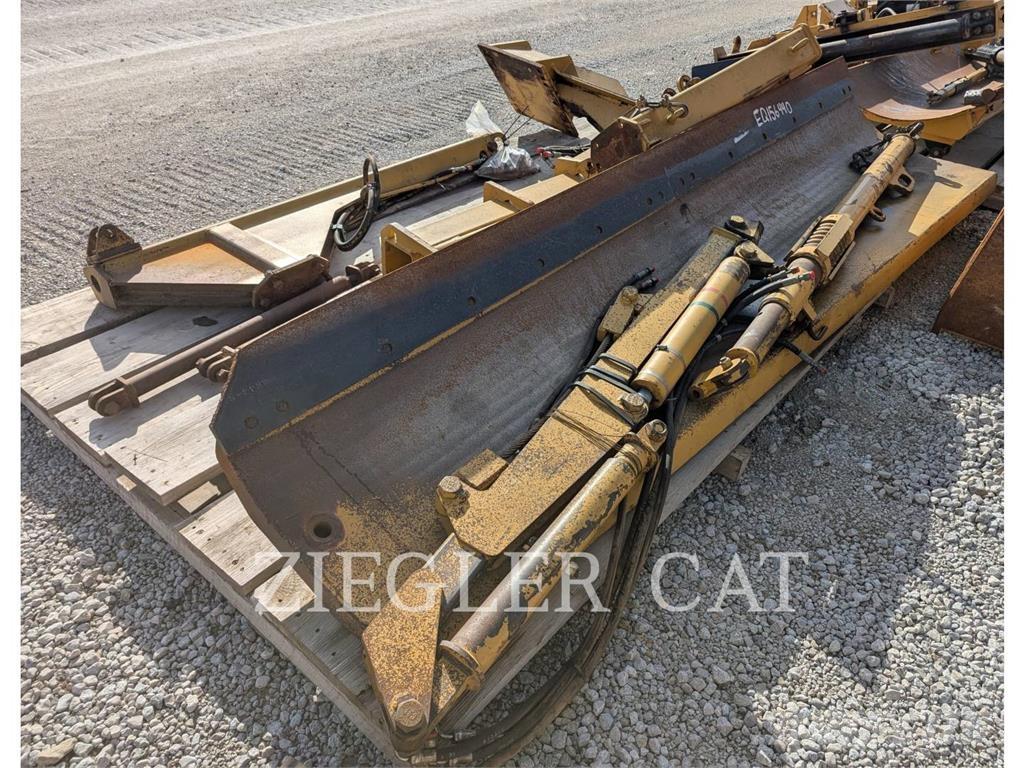 CAT SNOW WING Снегохвъргачки
