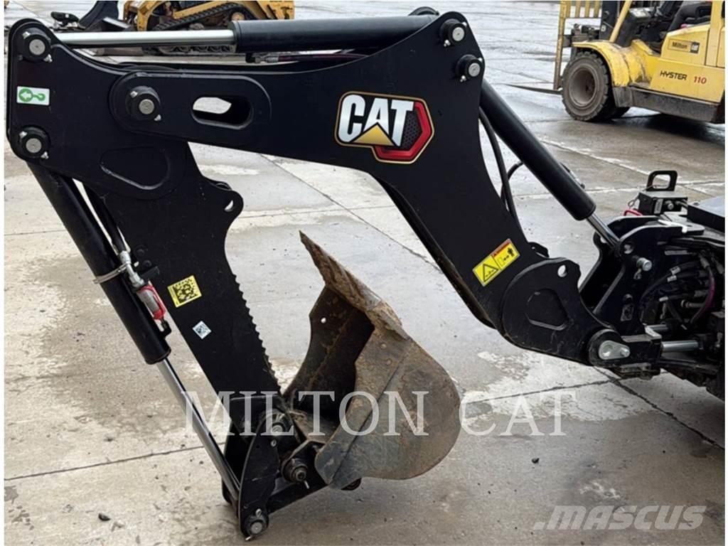 CAT SSL BH130 BACKHOE Товарачи със заден ескаватор