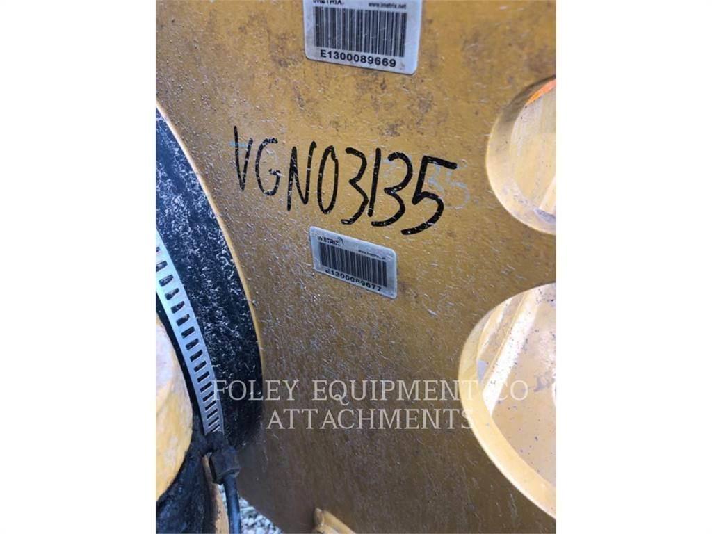 CAT TG735-04 Дъмпери/моторни превозни средства