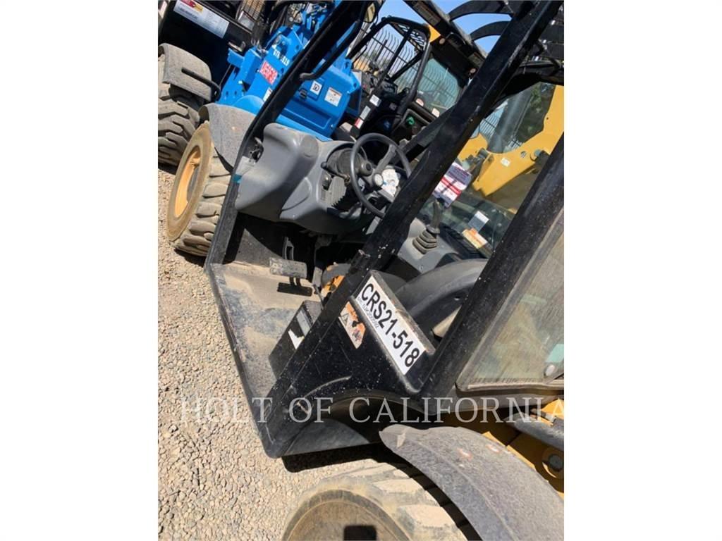CAT TH255 Телескопични товарачи
