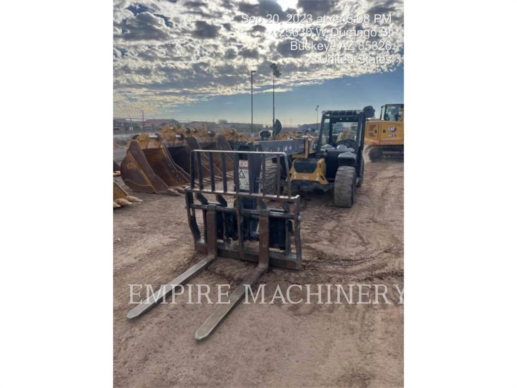 CAT TH255C Телескопични товарачи