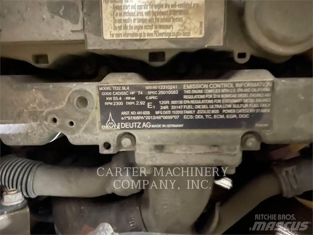 CAT TH255C Телескопични товарачи
