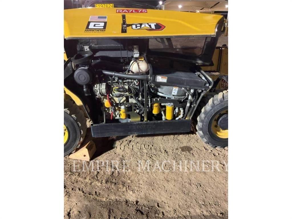 CAT TH255C Телескопични товарачи