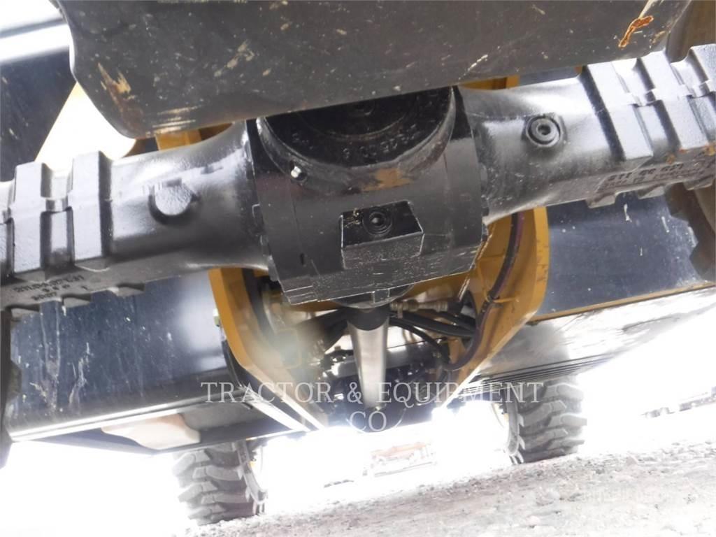 CAT TH255C Телескопични товарачи