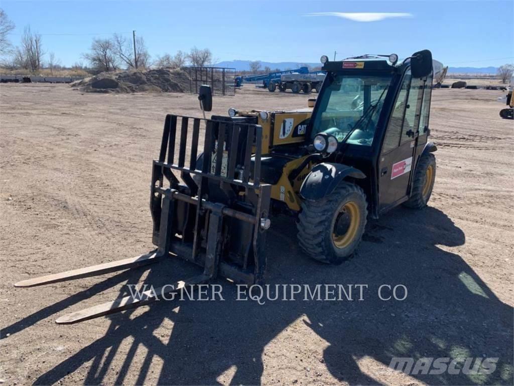 CAT TH255C Телескопични товарачи
