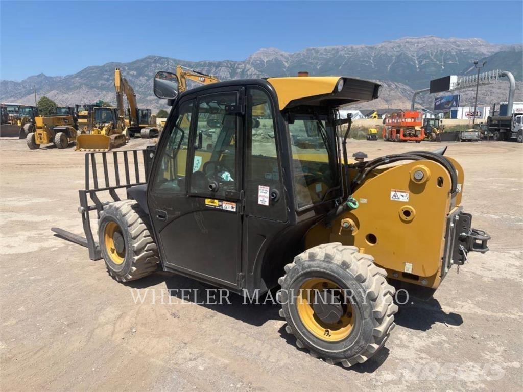 CAT TH255C CB Телескопични товарачи