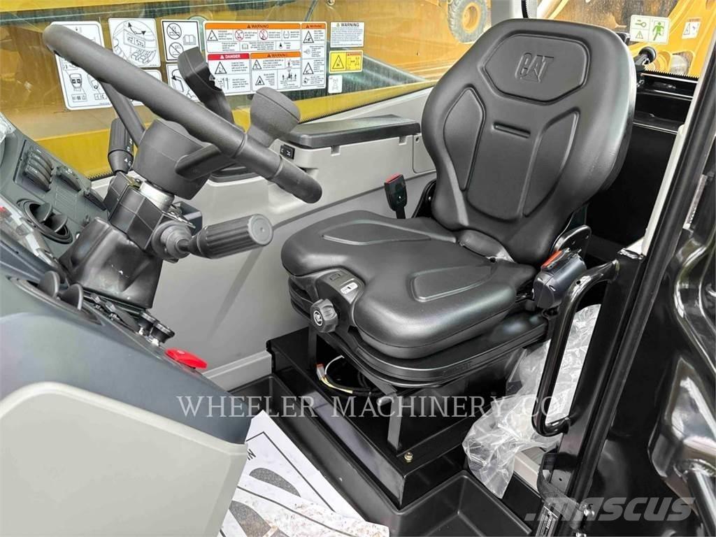 CAT TL1055-05 Телескопични товарачи