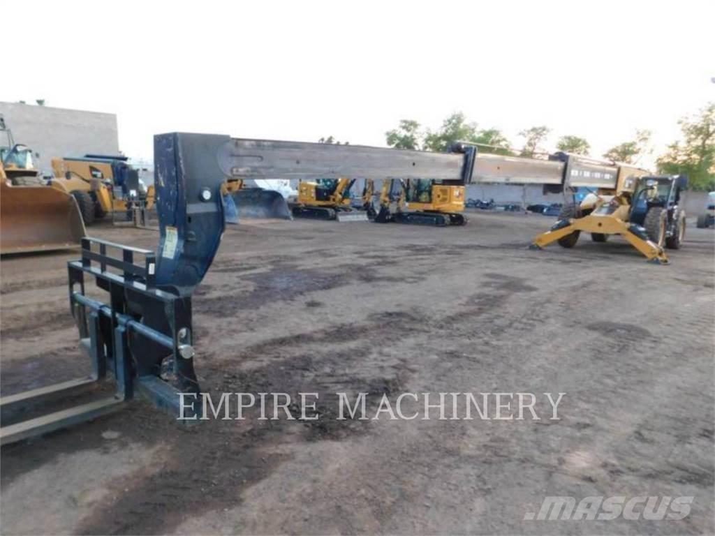CAT TL1055D Телескопични товарачи