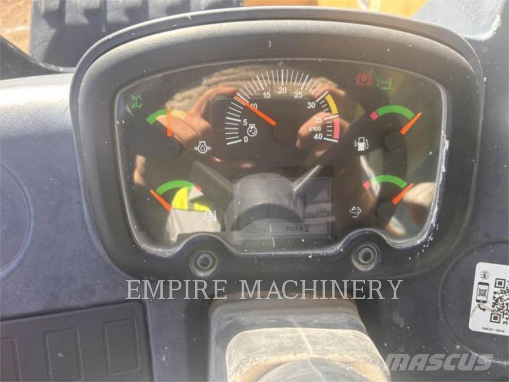 CAT TL1055D Телескопични товарачи