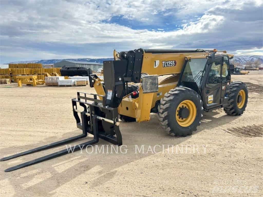 CAT TL1255 Телескопични товарачи