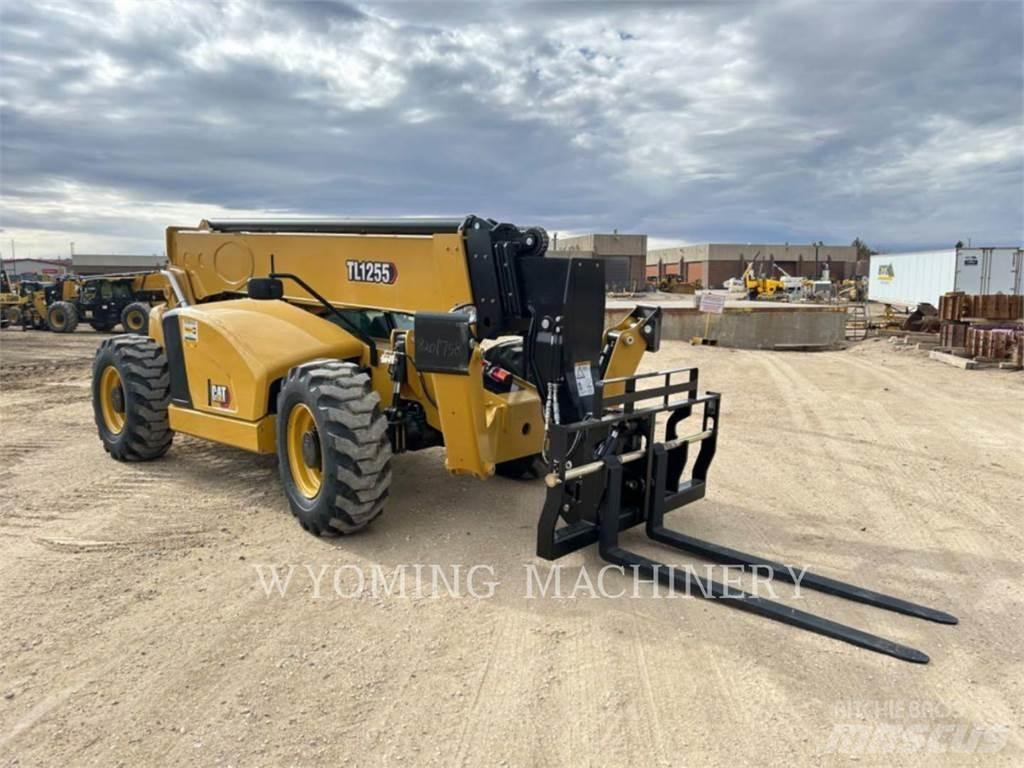 CAT TL1255 Телескопични товарачи