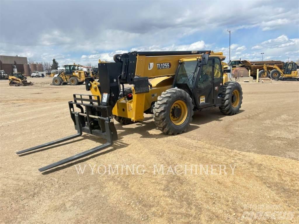 CAT TL1255 Телескопични товарачи