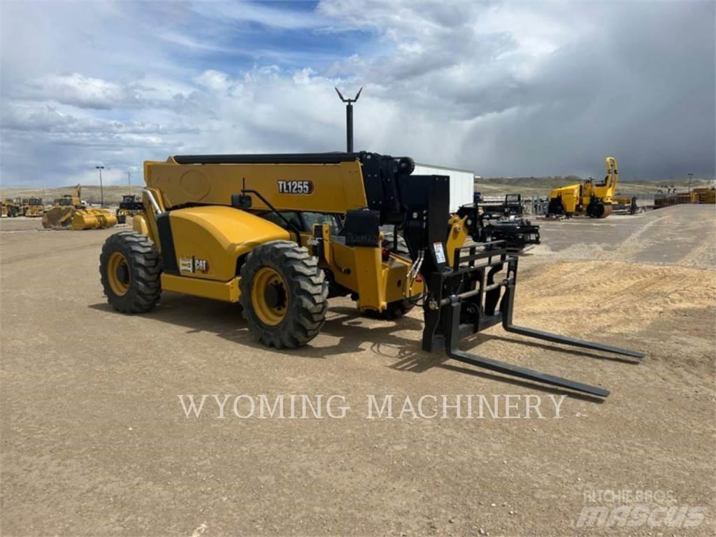 CAT TL1255 Телескопични товарачи