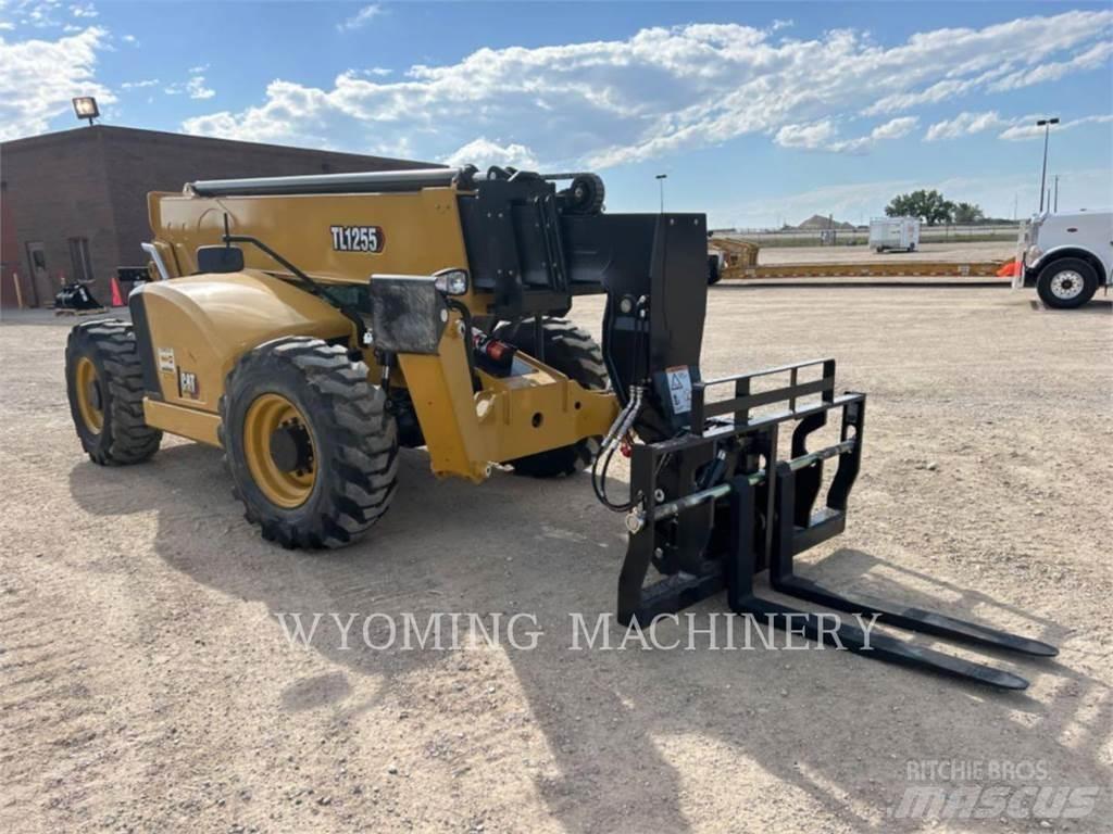 CAT TL1255 Телескопични товарачи