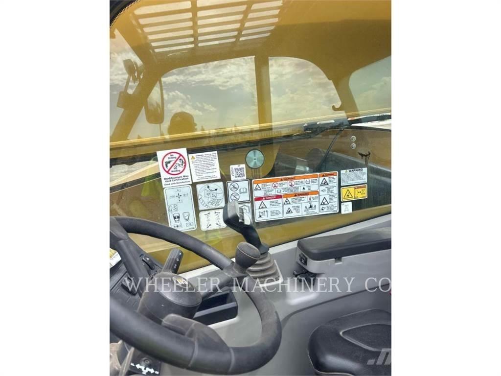 CAT TL1255 CAN Телескопични товарачи