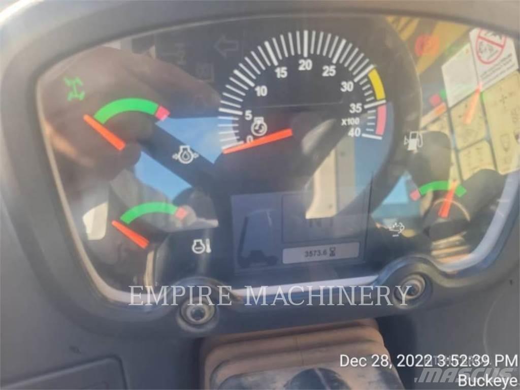 CAT TL1255D Телескопични товарачи
