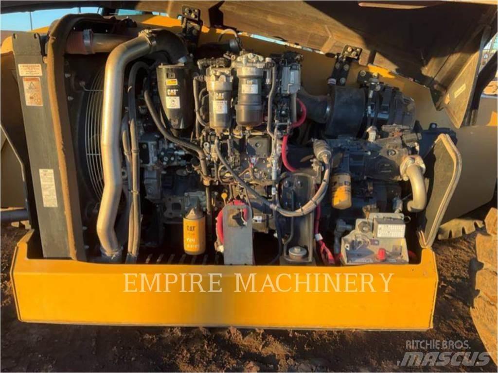 CAT TL1255D Телескопични товарачи
