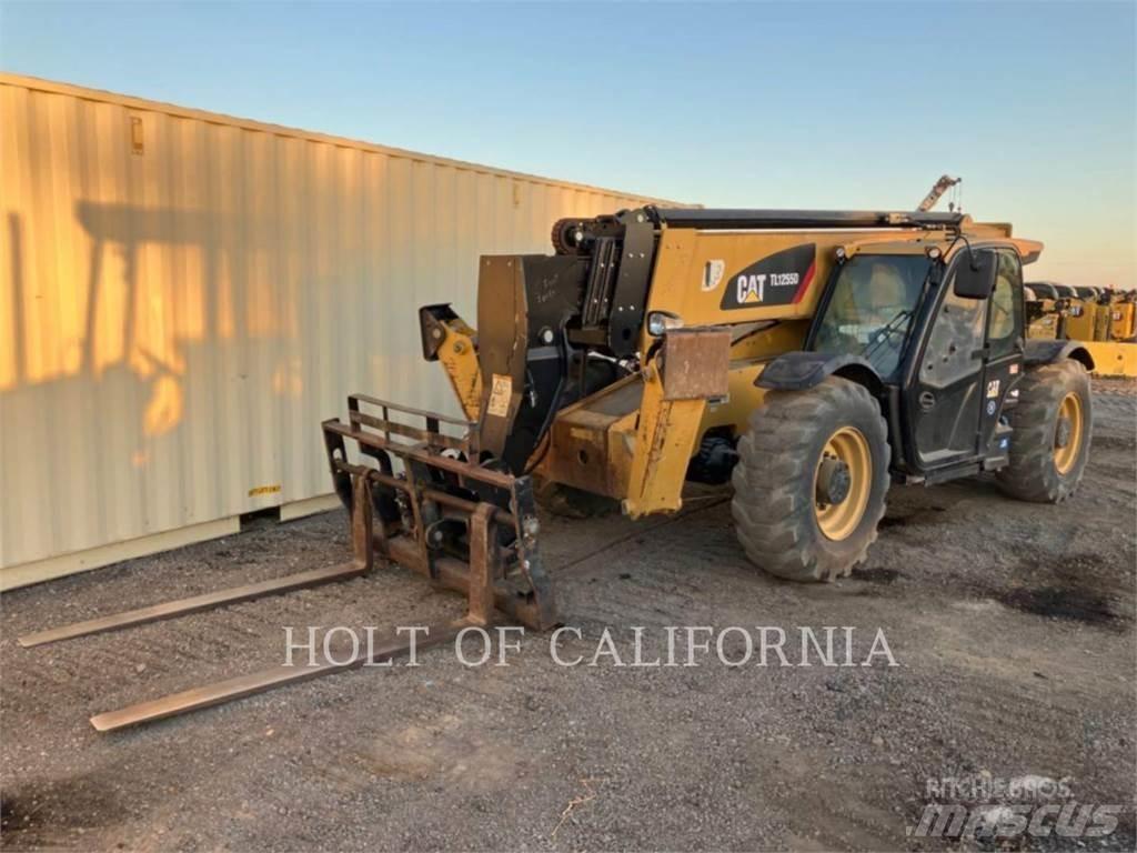 CAT TL1255D Телескопични товарачи