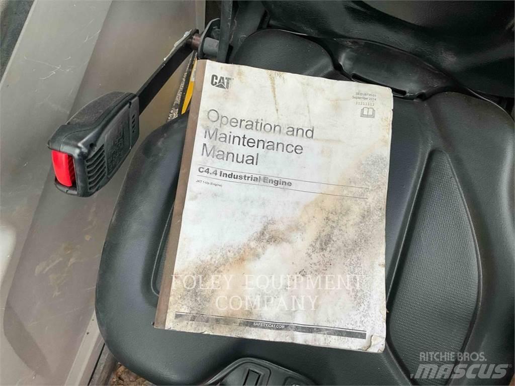 CAT TL1255D Телескопични товарачи