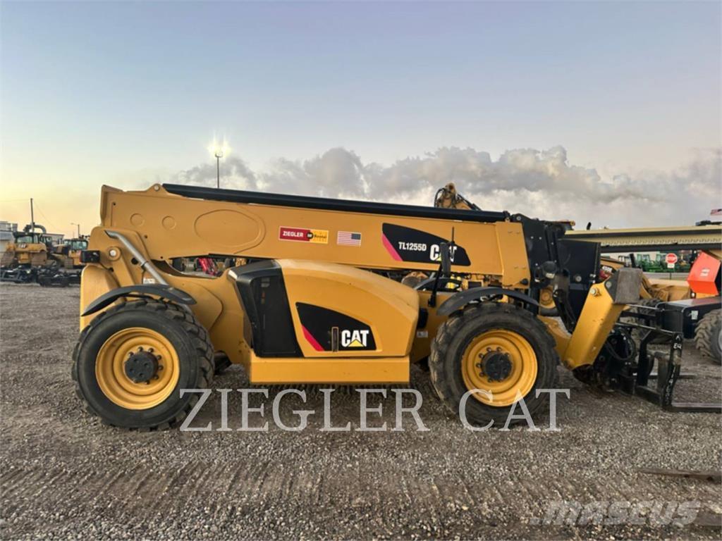 CAT TL1255D Телескопични товарачи