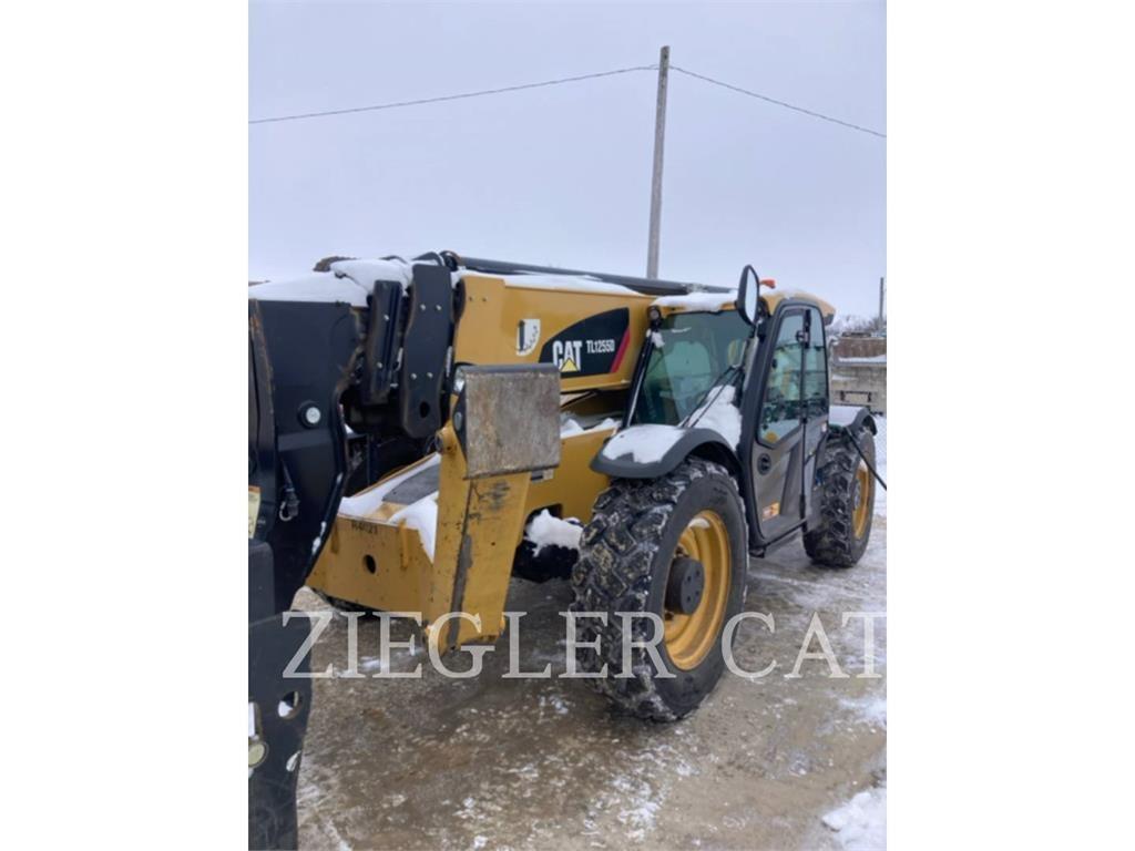 CAT TL1255D Телескопични товарачи