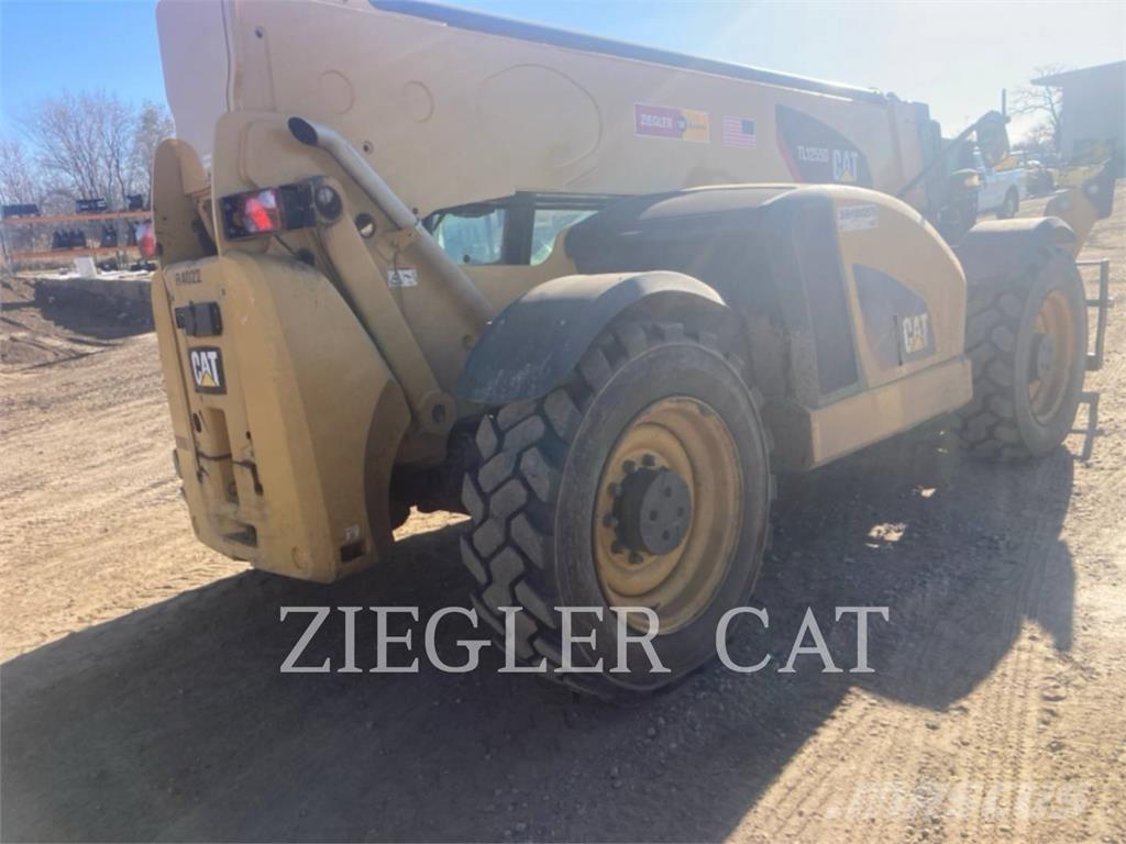 CAT TL1255D Телескопични товарачи