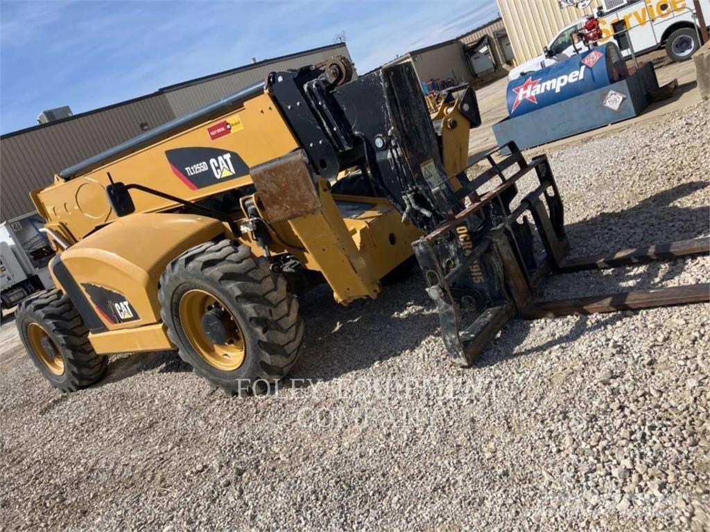 CAT TL1255DC Телескопични товарачи