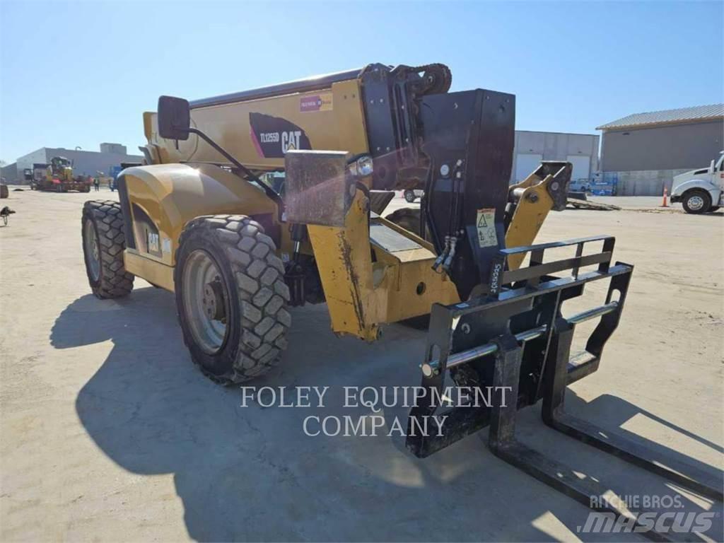 CAT TL1255DO Телескопични товарачи