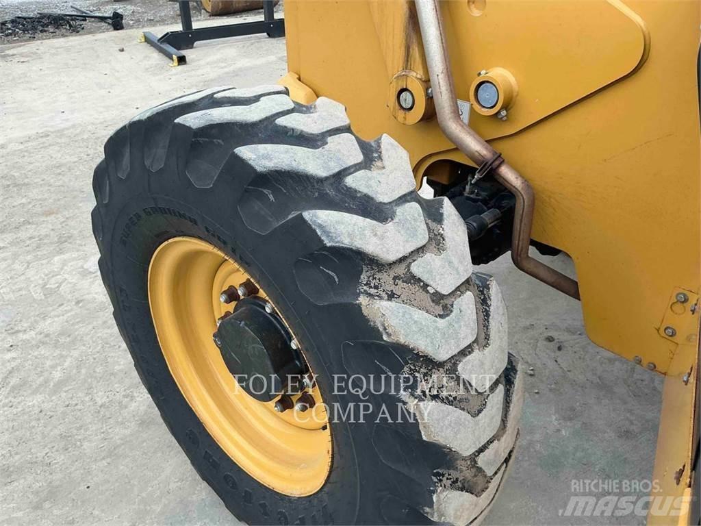 CAT TL642D Телескопични товарачи