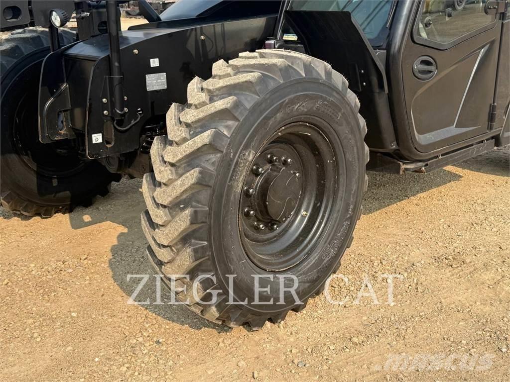 CAT TL642D Телескопични товарачи