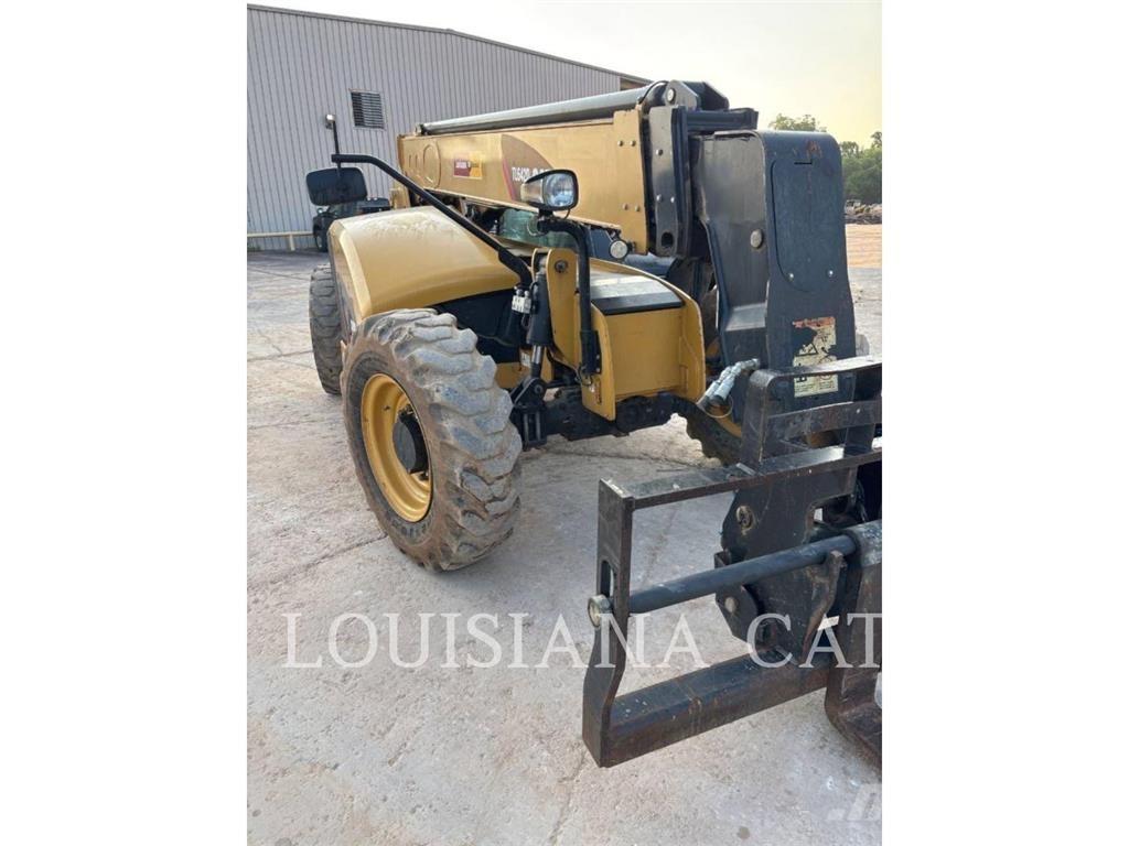 CAT TL642D Телескопични товарачи