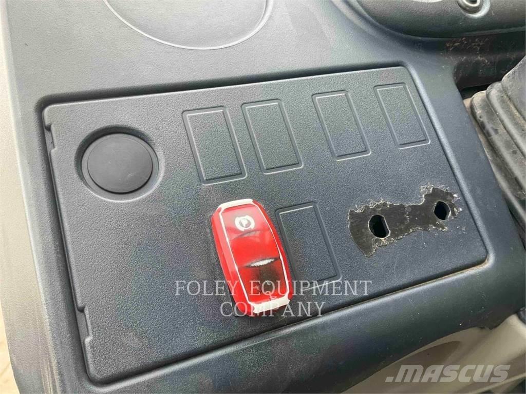 CAT TL642DO Телескопични товарачи