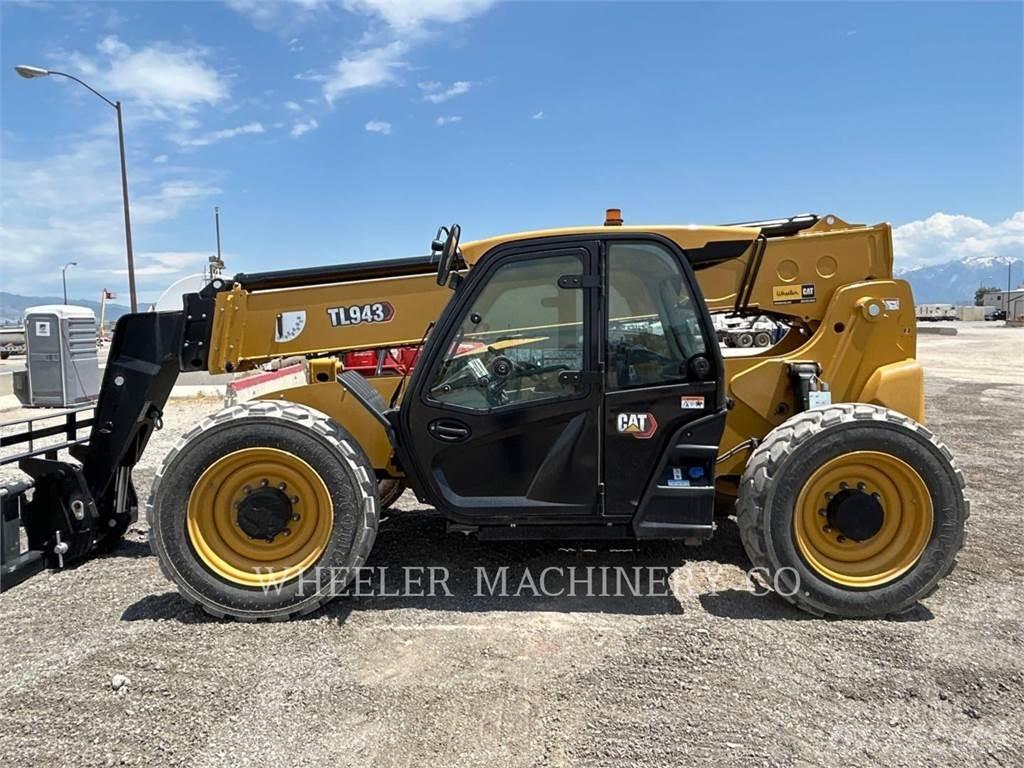 CAT TL943 CB Телескопични товарачи