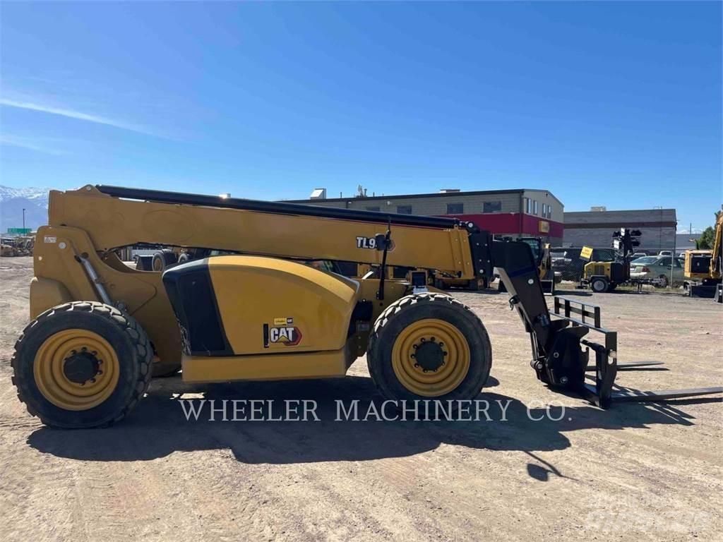 CAT TL943 CB Телескопични товарачи