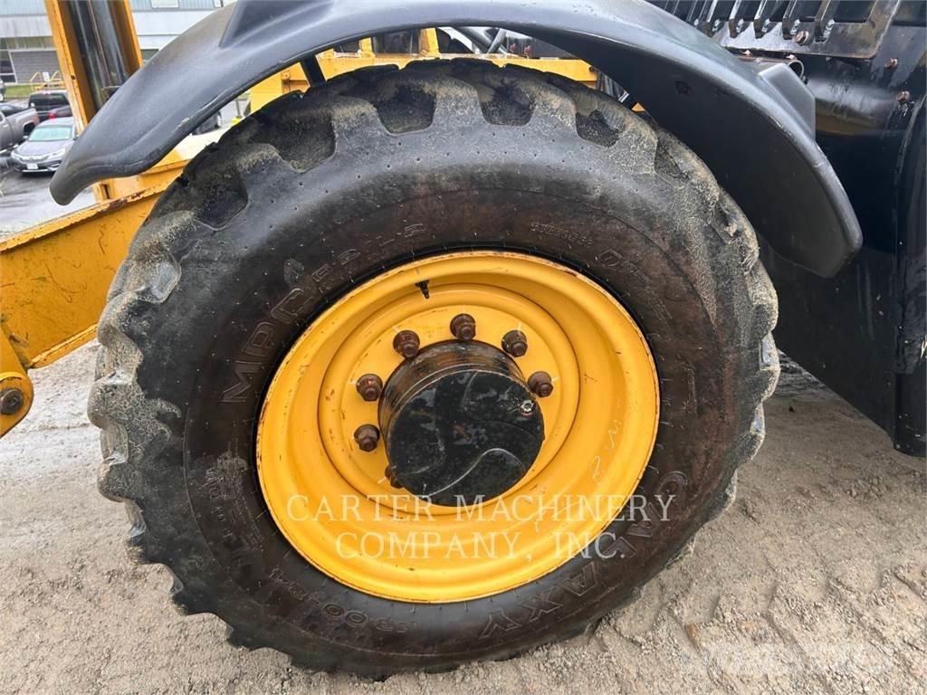 CAT TL943C Телескопични товарачи