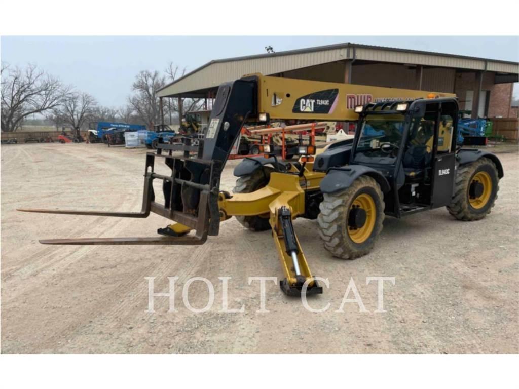 CAT TL943C Телескопични товарачи