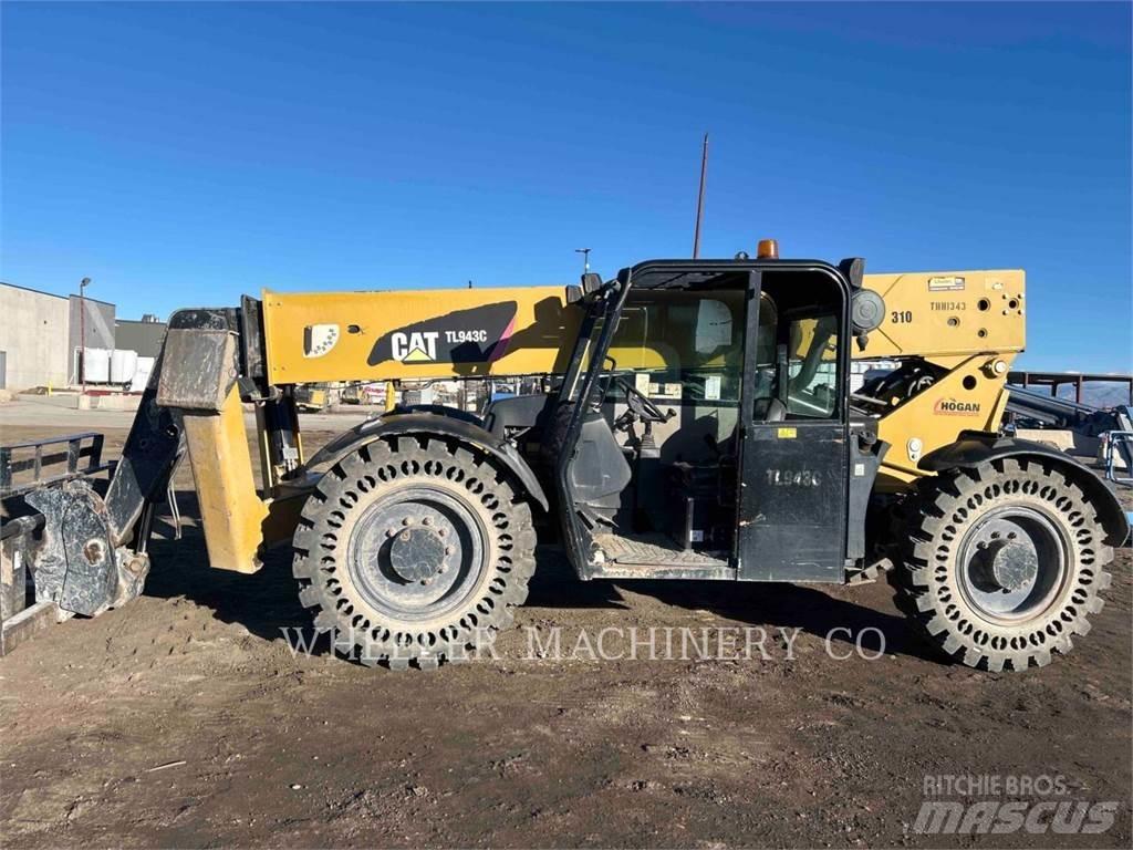 CAT TL943C CPY Телескопични товарачи