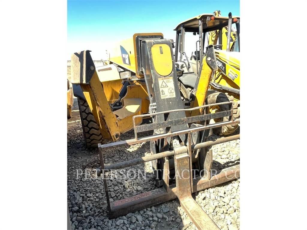 CAT TL943CHRC Телескопични товарачи