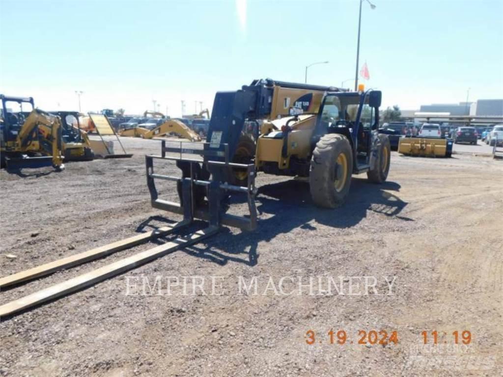 CAT TL943D Телескопични товарачи