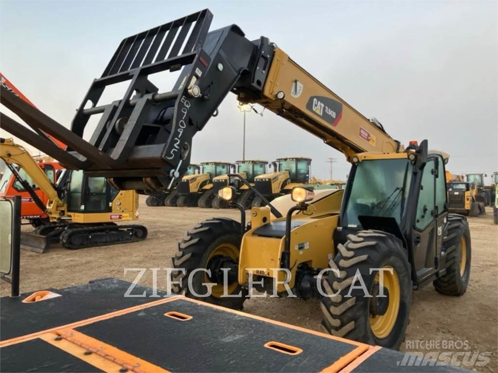 CAT TL943D Телескопични товарачи