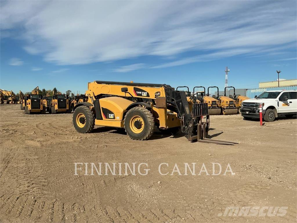 CAT TL943D Телескопични товарачи