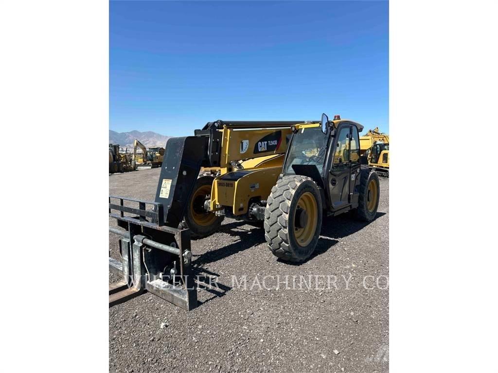 CAT TL943D CB Телескопични товарачи