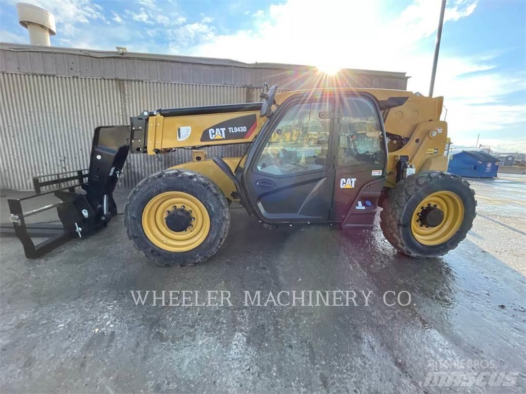 CAT TL943D CB Телескопични товарачи
