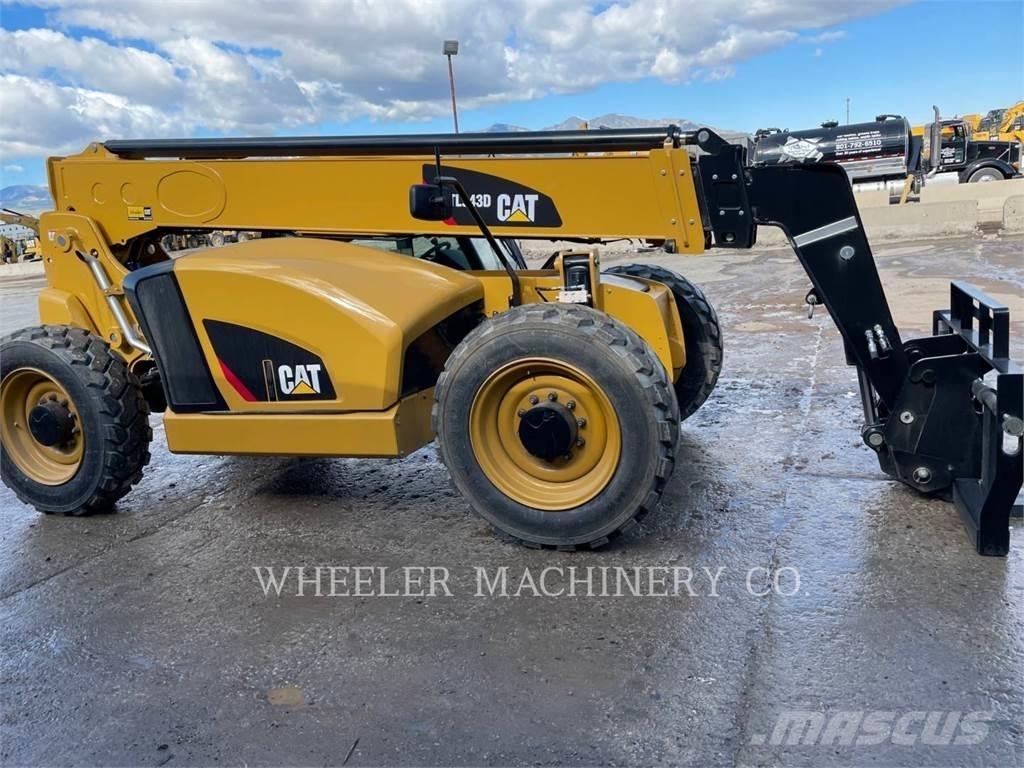 CAT TL943D CB Телескопични товарачи