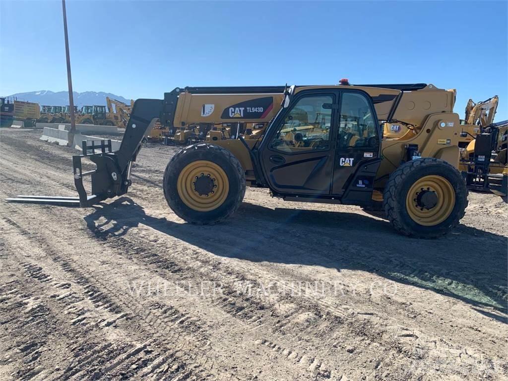 CAT TL943D CB Телескопични товарачи