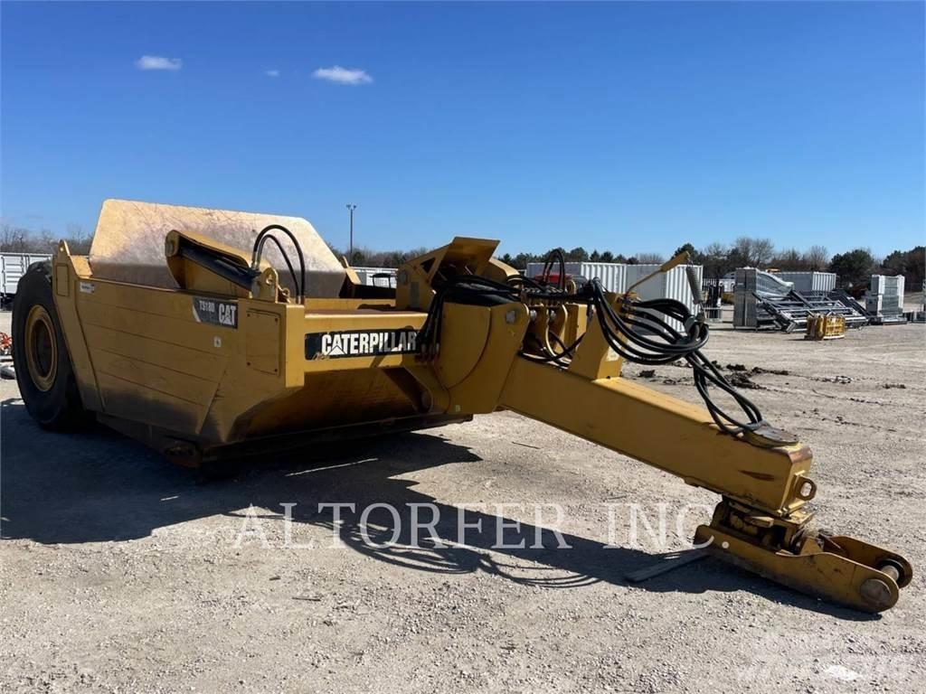 CAT TS180 Скрепери
