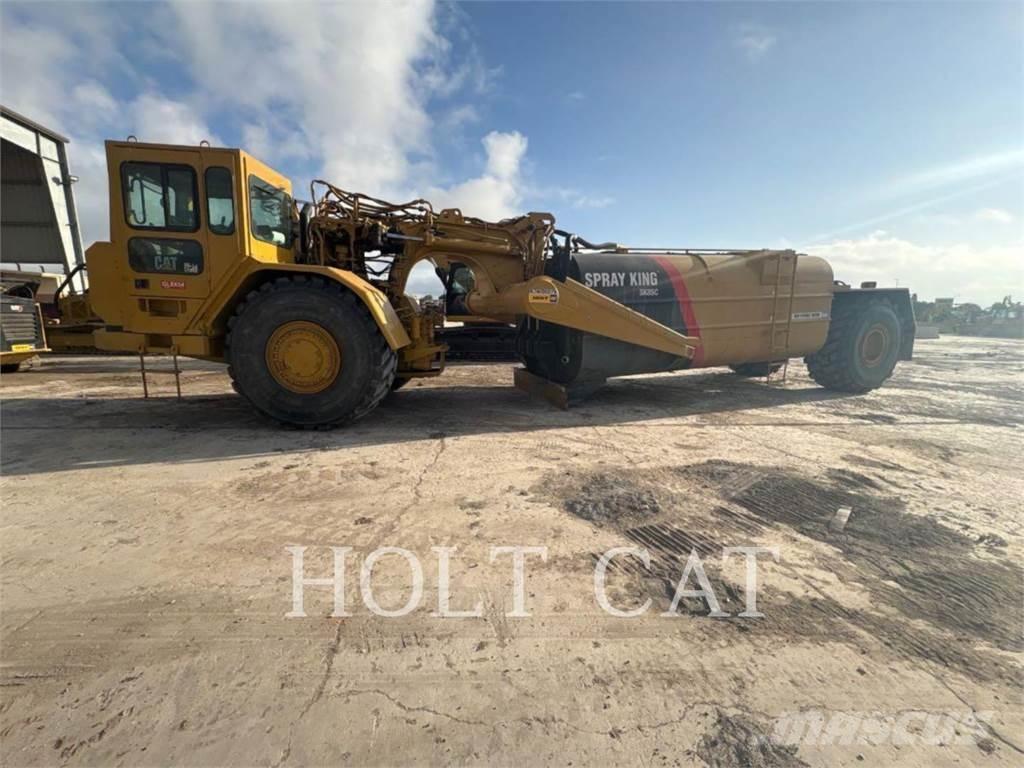 CAT W00 621G Скрепери
