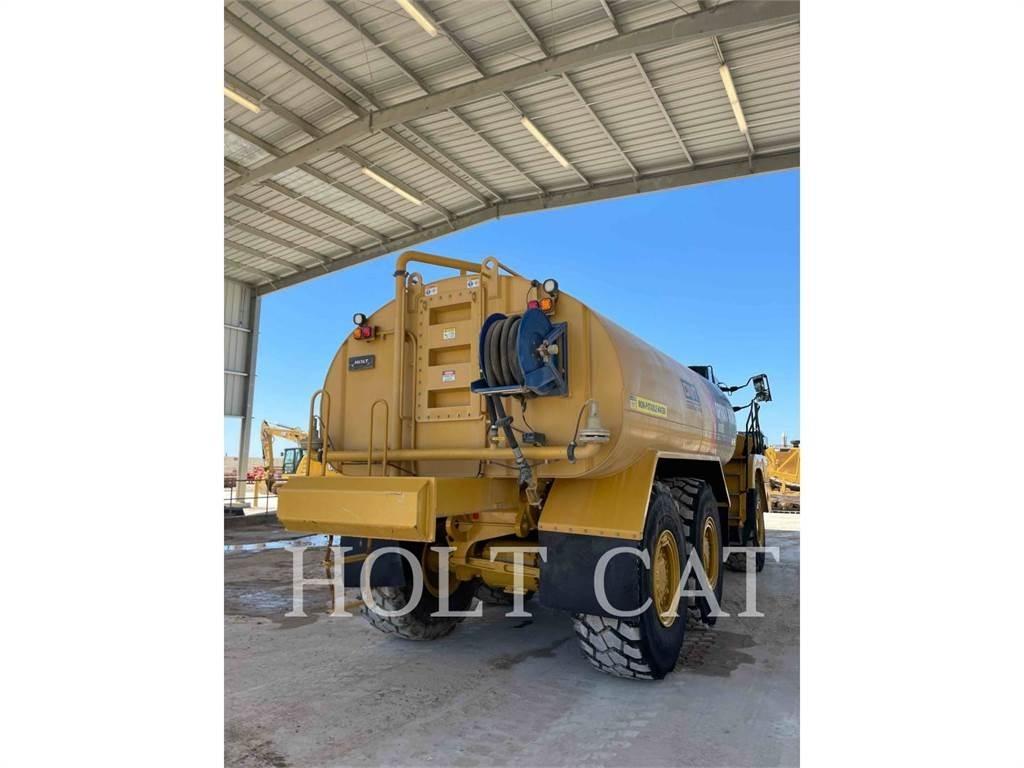 CAT W00 725 Цистерна