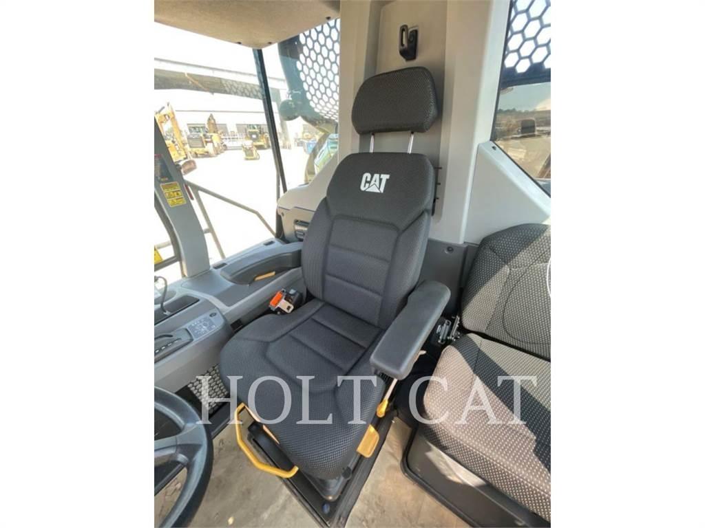 CAT W00 725 Цистерна